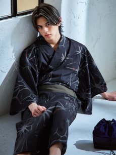 モデル：元之介　身長181cm　着用サイズ：Lサイズ