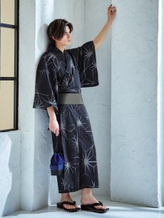 モデル：元之介　身長181cm　着用サイズ：Lサイズ