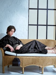 モデル：元之介　身長181cm　着用サイズ：Lサイズ