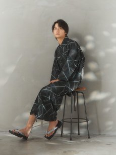 画像7: 【即日発送！】【メンズ浴衣】ブラックグリーン幾何学的模様浴衣【浴衣・帯・下駄セット】 [FB03] (7)