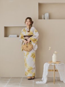 画像6: 【即日発送！】グレージュ×イエローフラワー浴衣 【浴衣3点セット 浴衣/帯/下駄】 [YMT] (6)