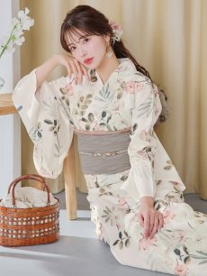 モデル：えみ姉　身長：158cm　着用サイズ：Fサイズ