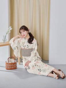 モデル：えみ姉　身長：158cm　着用サイズ：Fサイズ