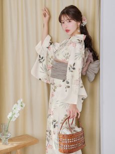 モデル：えみ姉　身長：158cm　着用サイズ：Fサイズ