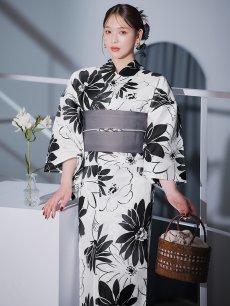 画像28: 【即日発送】モノトーンフラワーレトロモダン浴衣 【浴衣3点セット 浴衣/帯/下駄】 [YMT] (28)