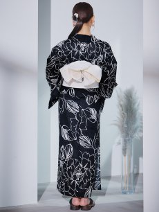 モデル：kie　身長：158cm　着用サイズ：Fサイズ