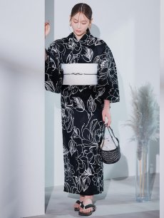 モデル：kie　身長：158cm　着用サイズ：Fサイズ