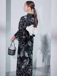 モデル：kie　身長：158cm　着用サイズ：Fサイズ