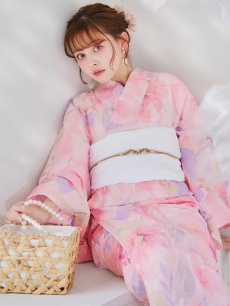 モデル：加藤ナナ　身長：160cm　着用サイズ：Fサイズ