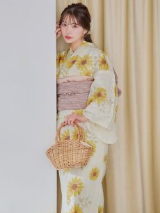 モデル：えみ姉　身長：158cm　着用サイズ：Fサイズ