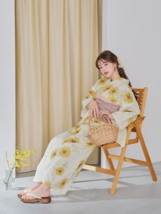 モデル：えみ姉　身長：158cm　着用サイズ：Fサイズ