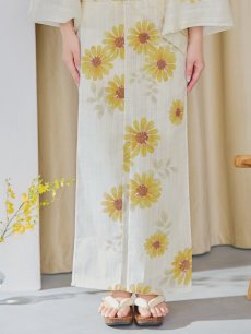 モデル：えみ姉　身長：158cm　着用サイズ：Fサイズ