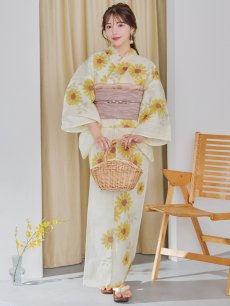 モデル：えみ姉　身長：158cm　着用サイズ：Fサイズ