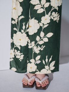 モデル：kie　身長：158cm　着用サイズ：Fサイズ