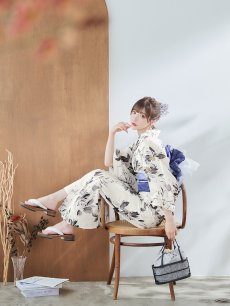 画像10: 【即日発送】水彩風モノトーンフラワー浴衣 【浴衣3点セット 浴衣/帯/下駄】 [YMT] (10)