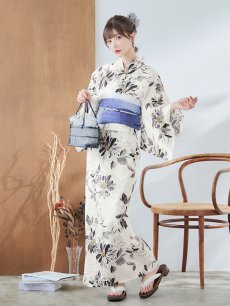 画像2: 【即日発送】水彩風モノトーンフラワー浴衣 【浴衣3点セット 浴衣/帯/下駄】 [YMT] (2)