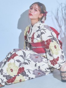 画像1: 【即日発送】レトロモダンフラワー浴衣 【浴衣3点セット 浴衣/帯/下駄】 [YMT] (1)
