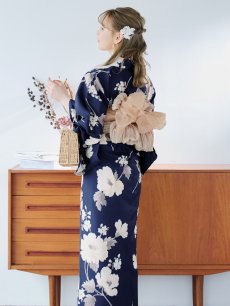 画像17: 【即日発送】ネイビー×ホワイトフラワー浴衣 【浴衣3点セット 浴衣/帯/下駄】 [YMT] (17)