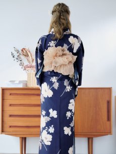 画像18: 【即日発送】ネイビー×ホワイトフラワー浴衣 【浴衣3点セット 浴衣/帯/下駄】 [YMT] (18)