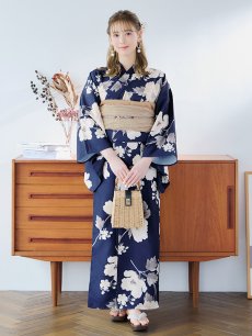 画像4: 【即日発送】ネイビー×ホワイトフラワー浴衣 【浴衣3点セット 浴衣/帯/下駄】 [YMT] (4)