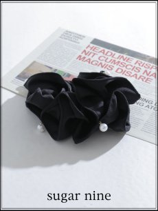 画像1: 【ヘアアクセサリー】パール付きシュシュ【1カラー】[OF02] (1)