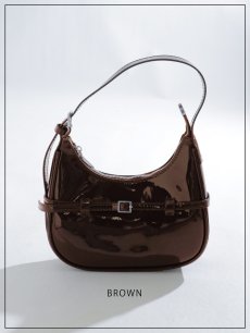 画像4: 【バッグ】エナメルハーフムーンバッグ【Fサイズ/4カラー】[OF03] (4)