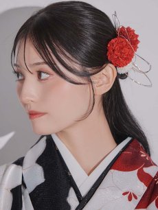 画像20: 【予約商品/1月中旬発送予定】白×赤百合 ブラック二尺袖着物【卒業袴３点セット 二尺袖着物/帯/袴】 (20)