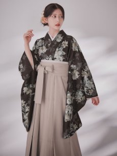 モデル:中野恵那 身長:157cm　着用サイズ:Mサイズ