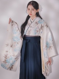 画像16: 【即日発送】ブルー芍薬 ホワイト二尺袖着物【卒業袴３点セット 二尺袖着物/帯/袴】 (16)