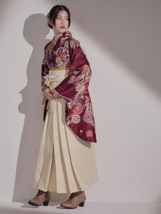 画像5: 【予約商品 / 1月中旬発送予定】菊×椿 ワインレッド二尺袖着物【卒業袴３点セット 二尺袖着物/帯/袴】 (5)