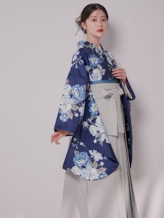画像10: 【予約商品/1月中旬発送予定】青フラワーブーケ ブルー二尺袖着物【卒業袴３点セット 二尺袖着物/帯/袴】 (10)