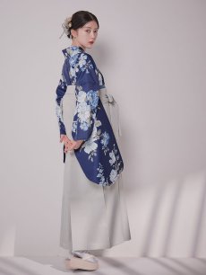 画像12: 【予約商品/1月中旬発送予定】青フラワーブーケ ブルー二尺袖着物【卒業袴３点セット 二尺袖着物/帯/袴】 (12)