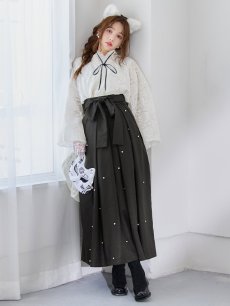 モデル：吉木千沙都 身長：158cm　着用サイズ：Fサイズ