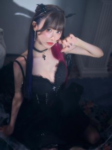 モデル：ゆりにゃ 身長：162cm　着用サイズ：XSサイズ