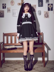 モデル：吉木千沙都（ちぃぽぽ）　身長：158cm　着用サイズ：Sサイズ