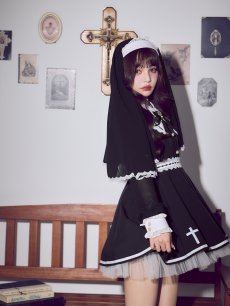 モデル：吉木千沙都（ちぃぽぽ）　身長：158cm　着用サイズ：Sサイズ