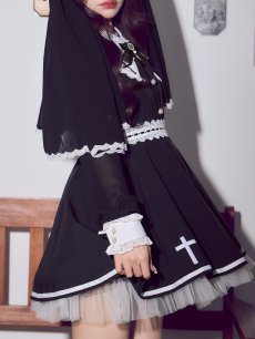 モデル：吉木千沙都（ちぃぽぽ）　身長：158cm　着用サイズ：Sサイズ