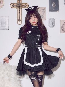 画像1: 【送料無料！】【ハロウィン】ストライプナースフレアワンピース【コスプレ4点SET】【XS-Lサイズ】【予約/9月下旬発送予定】[OF03]吉木千沙都（ちぃぽぽ）着用 (1)