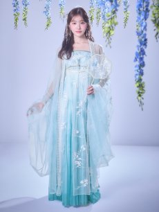 画像6: 【即日発送】【送料無料！】【ハロウィン】アイスブルー刺繍ロングシフォン漢服セット【コスプレ3点SET】【Fサイズ】[OF04]加藤美南着用 (6)