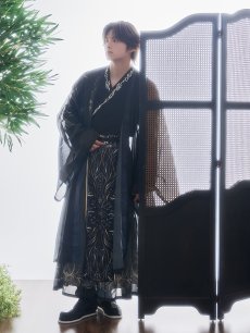モデル：今井暖大　身長：173cm　着用サイズ：Lサイズ