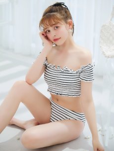 モデル：吉木千沙都 身長：158cm 着用サイズ：Sサイズ