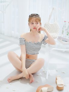 モデル：吉木千沙都 身長：158cm 着用サイズ：Sサイズ