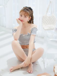 モデル：吉木千沙都 身長：158cm 着用サイズ：Sサイズ