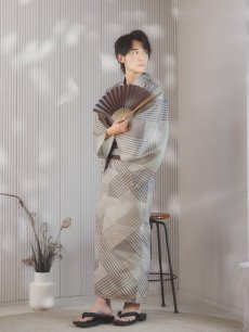 画像4: 【即日発送！】【メンズ浴衣】ベージュ幾何学的模様浴衣【浴衣・帯・下駄セット】 [YMT] (4)