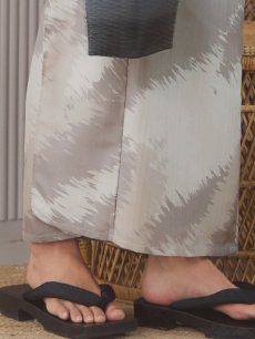 画像14: 【即日発送！】【メンズ浴衣】グレージュモザイク柄浴衣【浴衣・帯・下駄セット】 [FB03] (14)