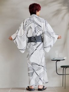 画像13: 【即日発送！】【メンズ浴衣】ホワイト×ブラック線画浴衣【浴衣・帯・下駄セット】 [YMT] (13)