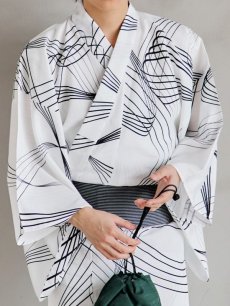 画像14: 【即日発送！】【メンズ浴衣】ホワイト×ブラック線画浴衣【浴衣・帯・下駄セット】 [YMT] (14)