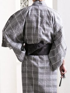 画像2: 【即日発送】【メンズ浴衣】グレー地格子柄【浴衣・帯・下駄セット】[FB03] (2)