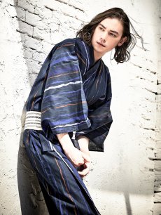 画像1: 【即日発送】【メンズ浴衣】ストライプ柄浴衣【浴衣・帯・下駄セット】[YMT] (1)