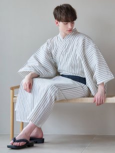 画像6: 【即日発送】【メンズ浴衣】白地にトリコロールカラーのストライプ紳士浴衣【浴衣・帯・下駄セット】[YMT] (6)